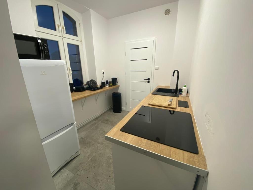 Vip Rooms Apartment Thorn Exterior foto